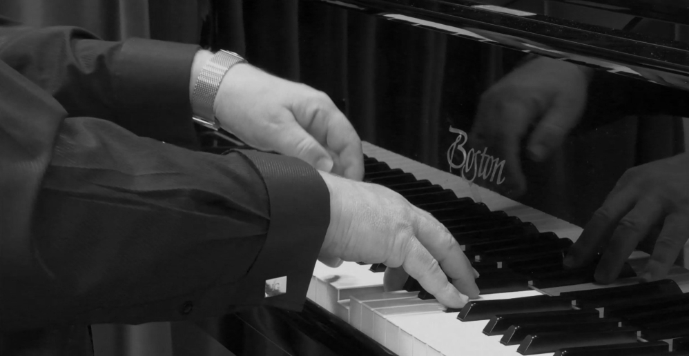 Pianist -promotional content